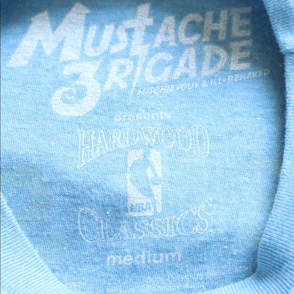 Urban Outfitters Graphic T-Shirt - Picture 6 of 6